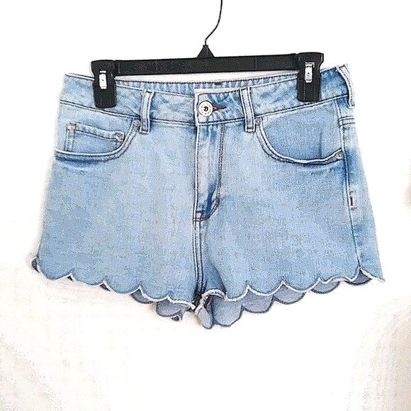 Denim Shorts Bullhead  Size 7 Juniors - Picture 1 of 6